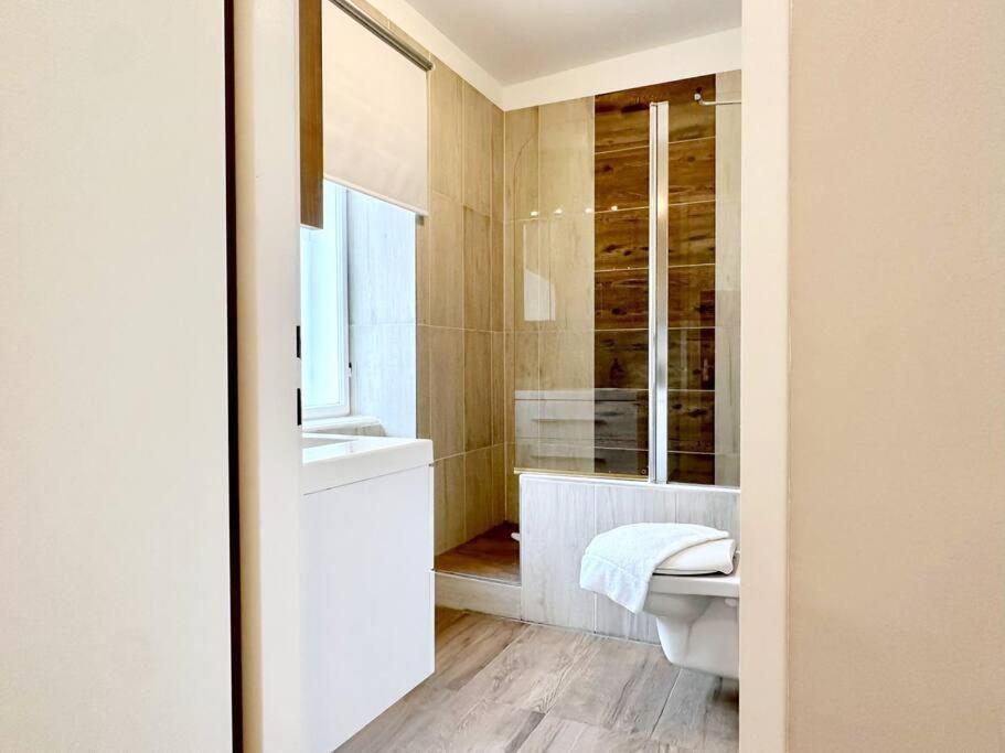 Next To Shopping Street I 5 Minutes To Inner Apartment Wien